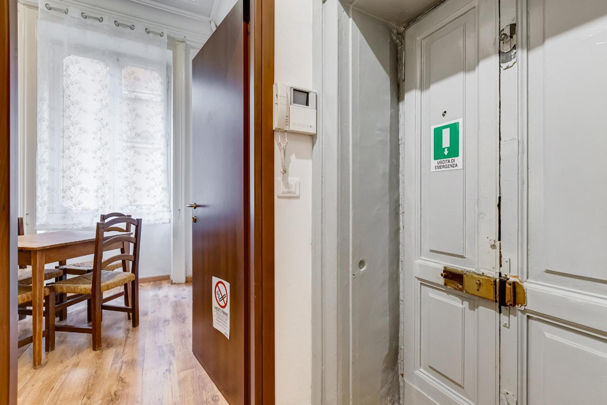 Relais Rome - Opera House Apartment Екстериор снимка
